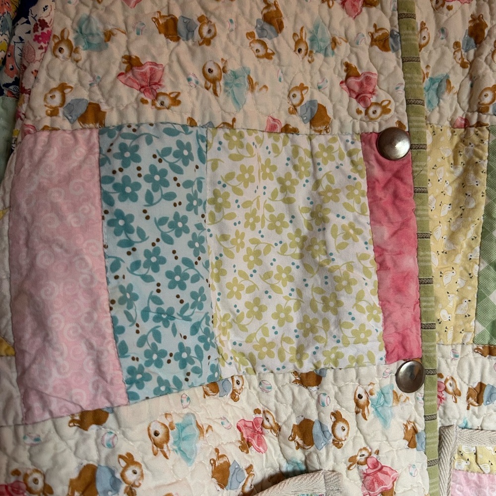 Handmade Vintage Quilt Jacket With Farm Animals - Picture 7 of 7